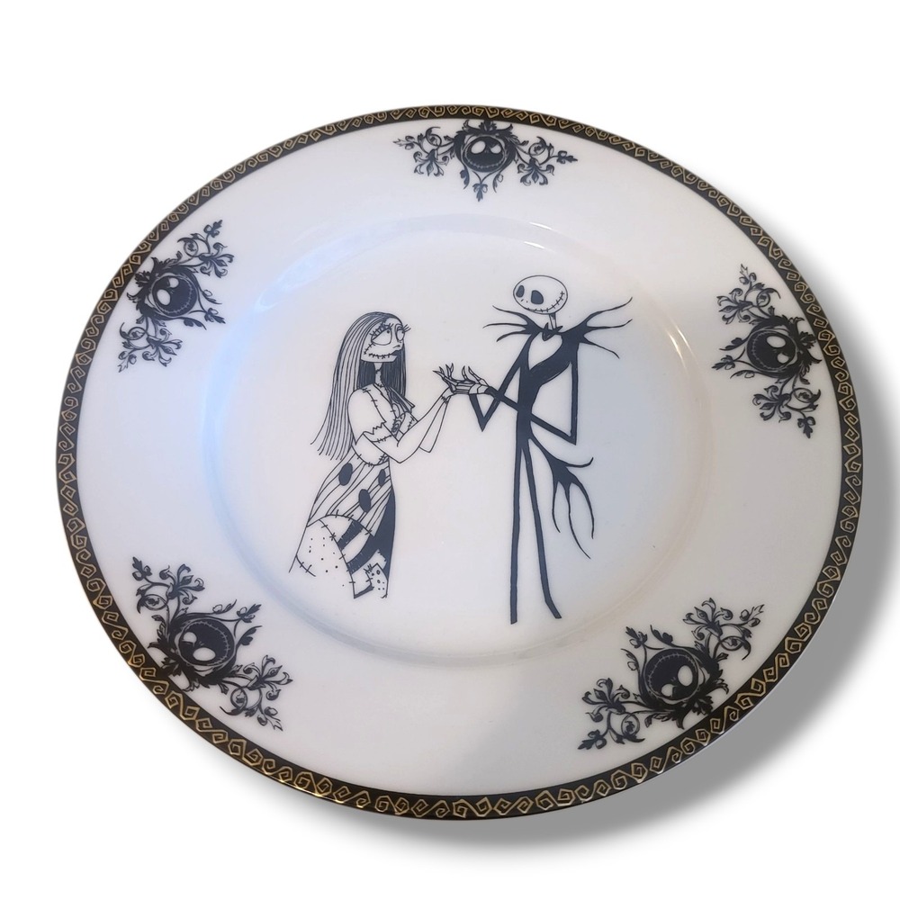 Disney Tim Burton Nightmare Before Christmas Jack Sally Zrike 8" Gold Trim Plate